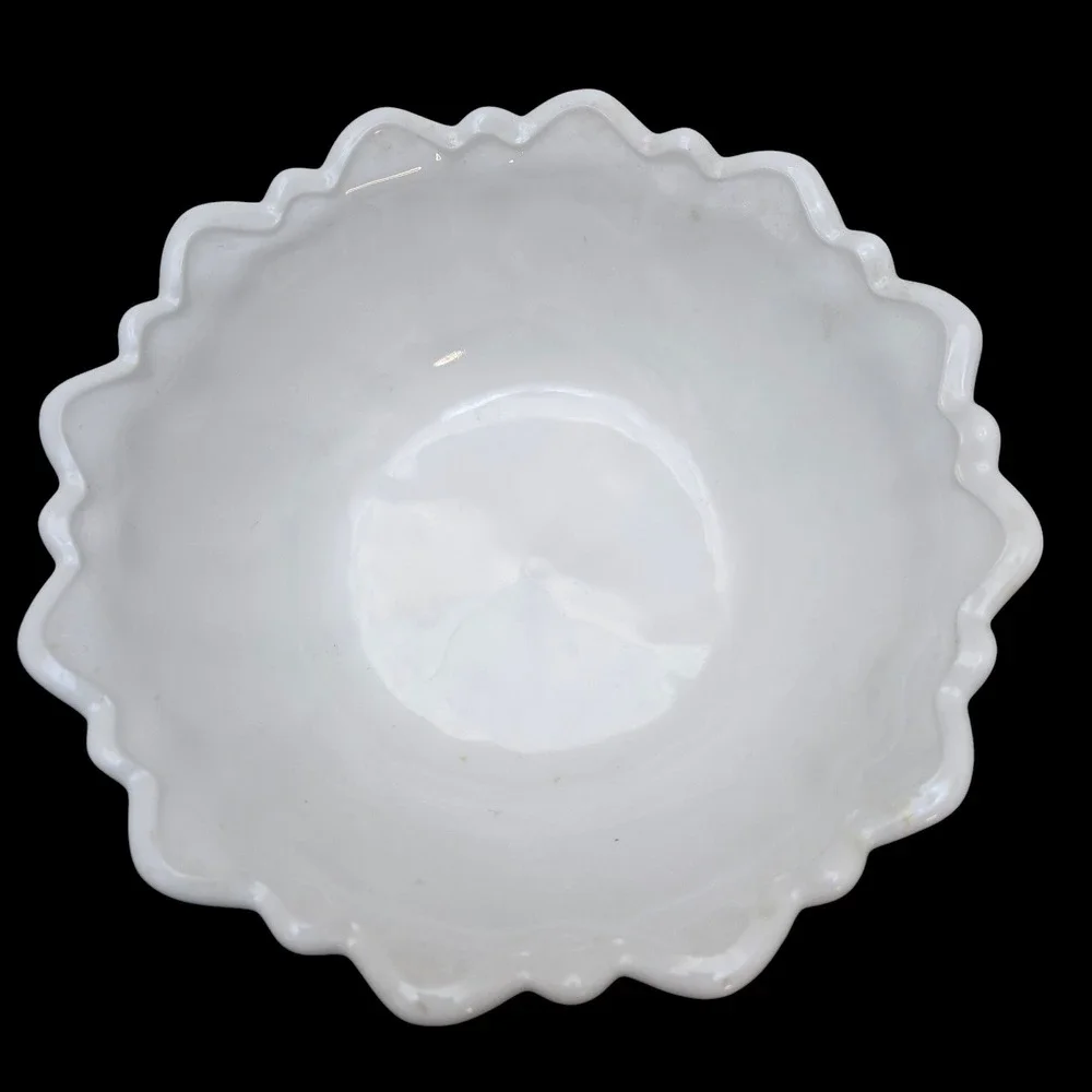 VTG 1950s Indiana Milk Glass‎ Footed Bowl Flower And Leaf Pattern 9